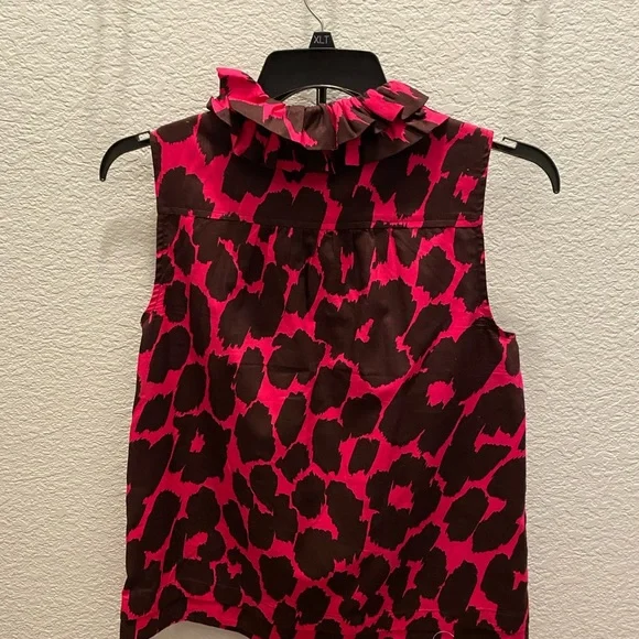 Top - Picture 2 of 3